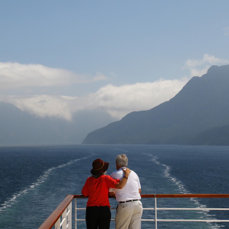 New Zealand Package Tours For Active Seniors