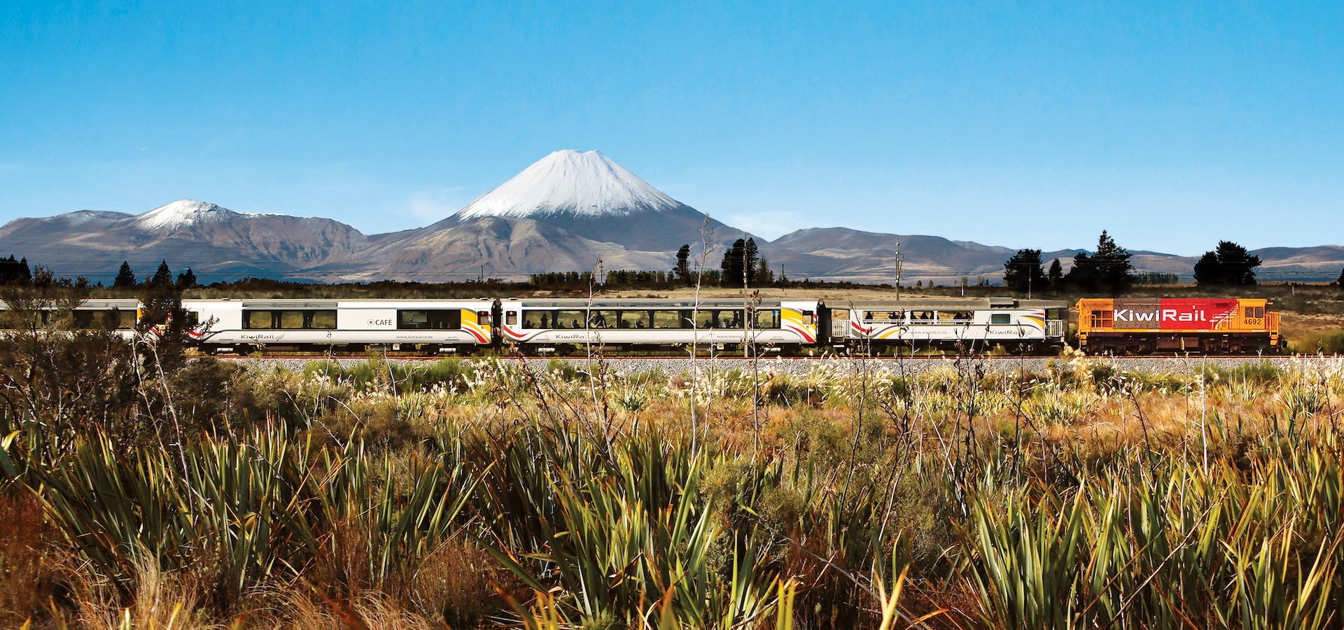 New Zealand Rail Travel with The Long White Cloud